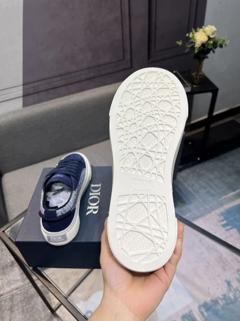 Christian Dior Low Shoes Effortless 22282