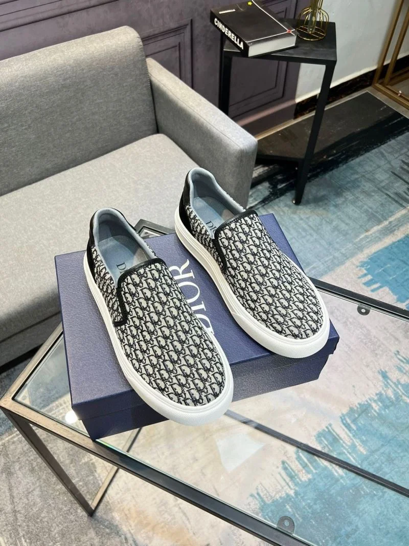 Effortless Christian Dior Low Shoes 22269