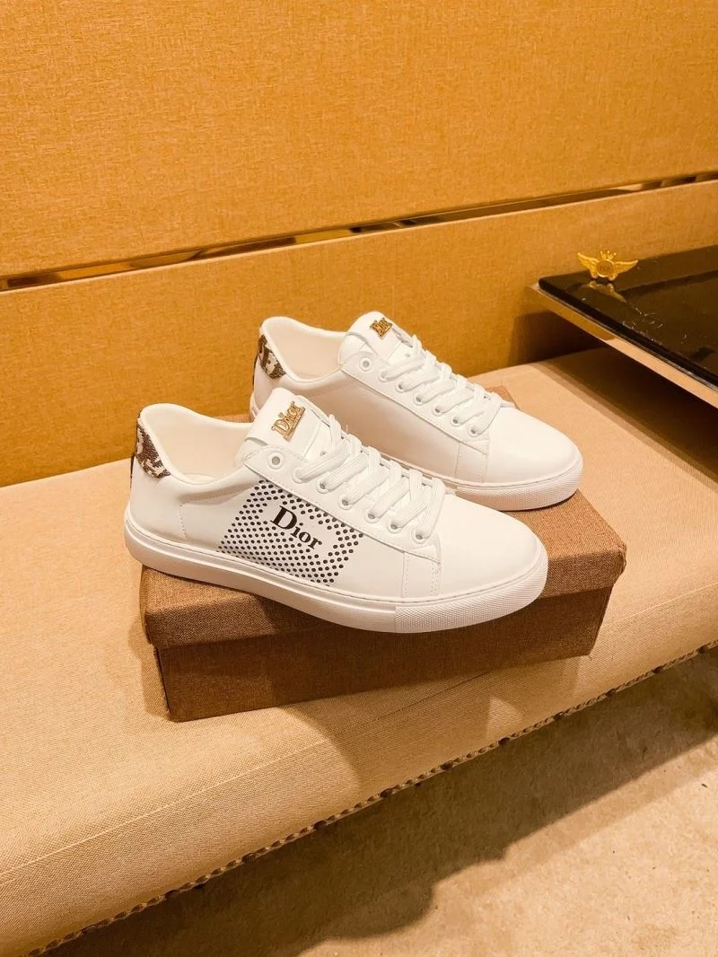 Efficient Christian Dior Low Shoes 22254