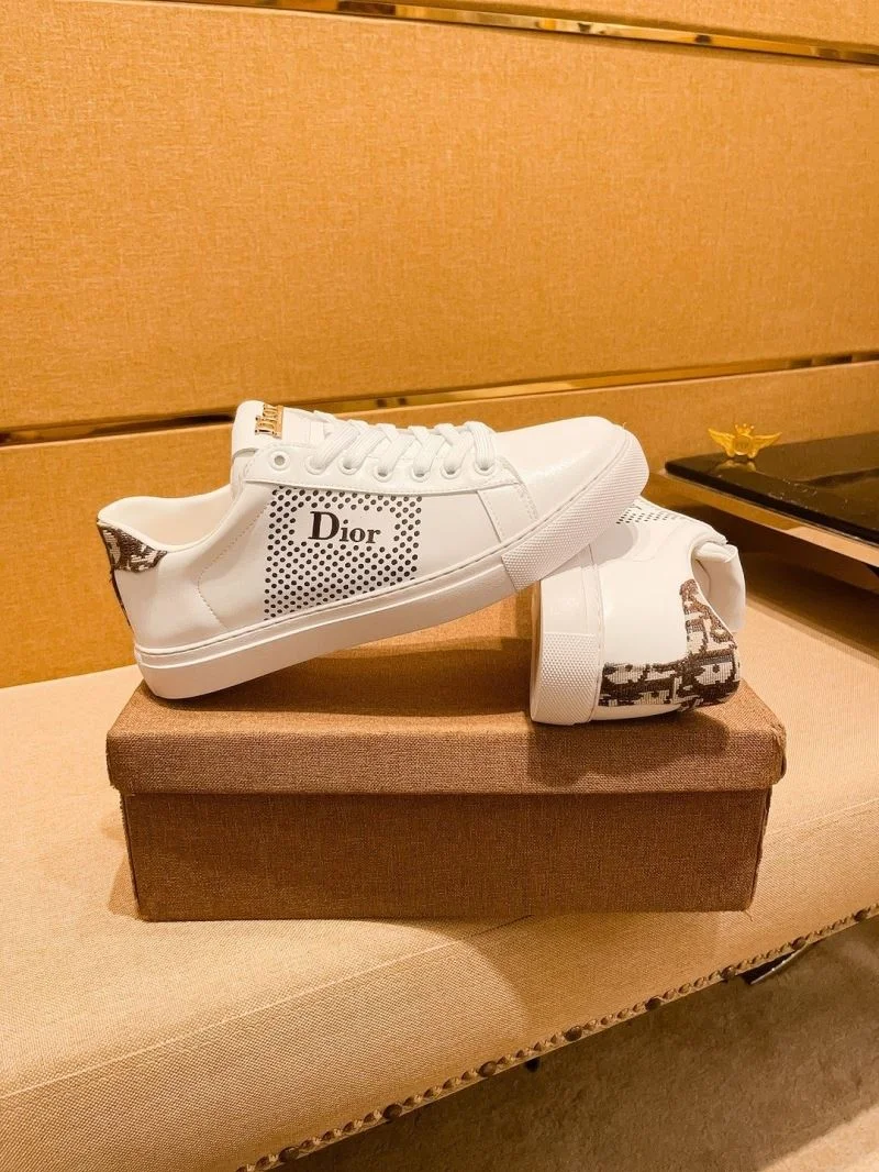 Efficient Christian Dior Low Shoes 22254
