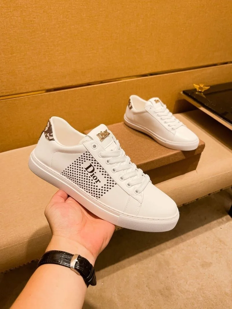 Efficient Christian Dior Low Shoes 22254