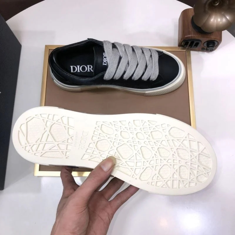 Efficient Christian Dior Low Shoes 22235