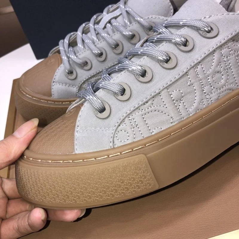 Reliable Christian Dior Low Shoes 22229
