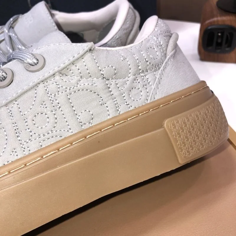 Reliable Christian Dior Low Shoes 22229