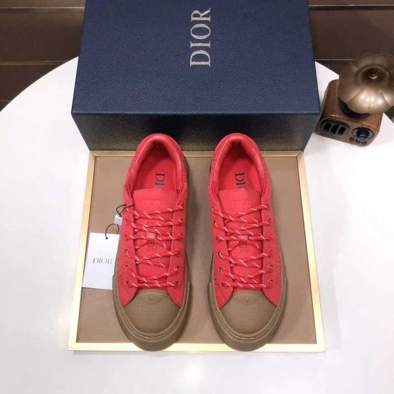 Fashionable Christian Dior Low Shoes 22227