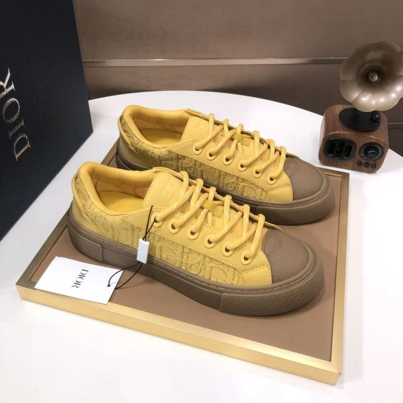 Christian Dior Low Shoes Attractive 22232