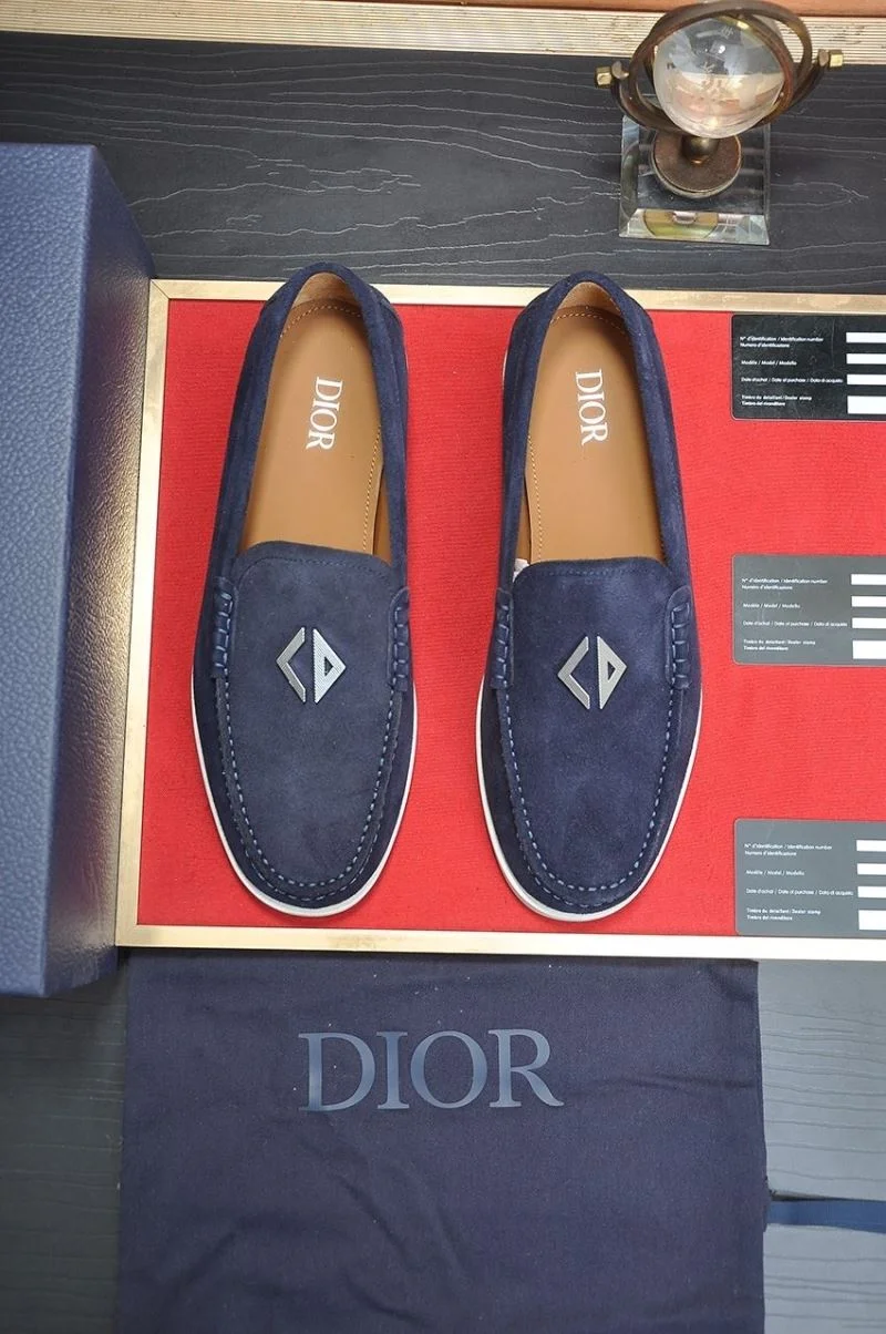 ComfortFit Christian Dior Low Shoes 22223