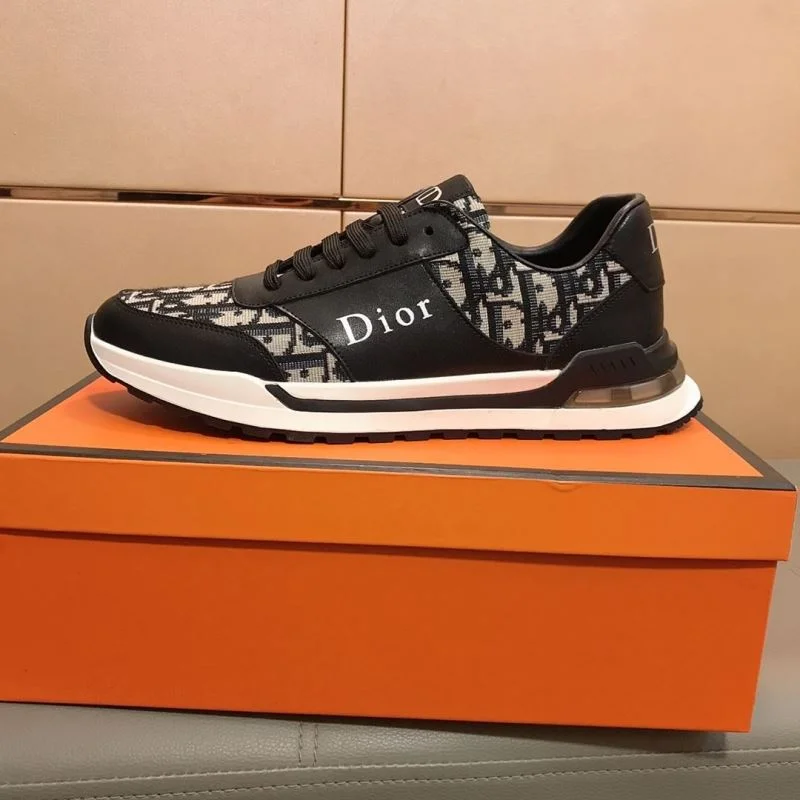 Christian Dior Low Shoes AllSeason 22226