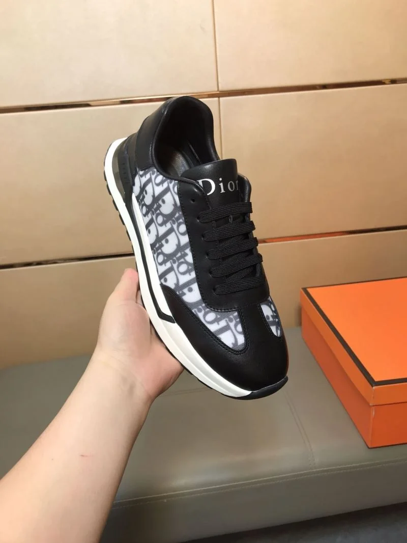 Christian Dior Low Shoes Trendsetting 22200