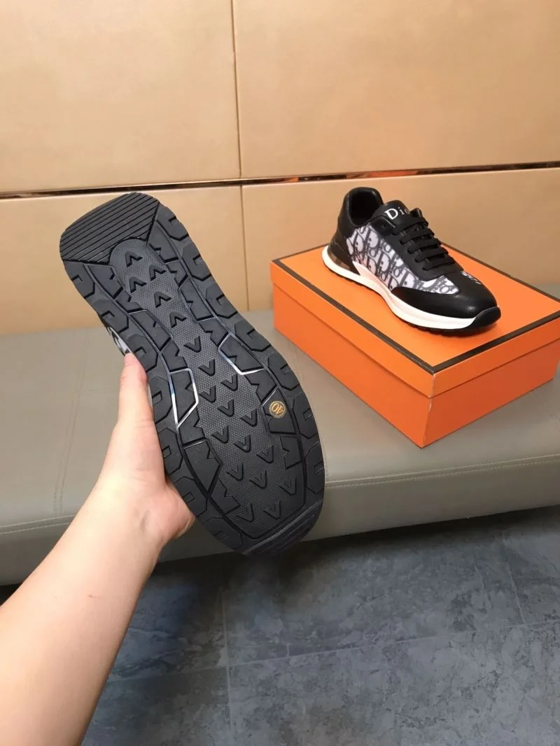 Christian Dior Low Shoes Trendsetting 22200