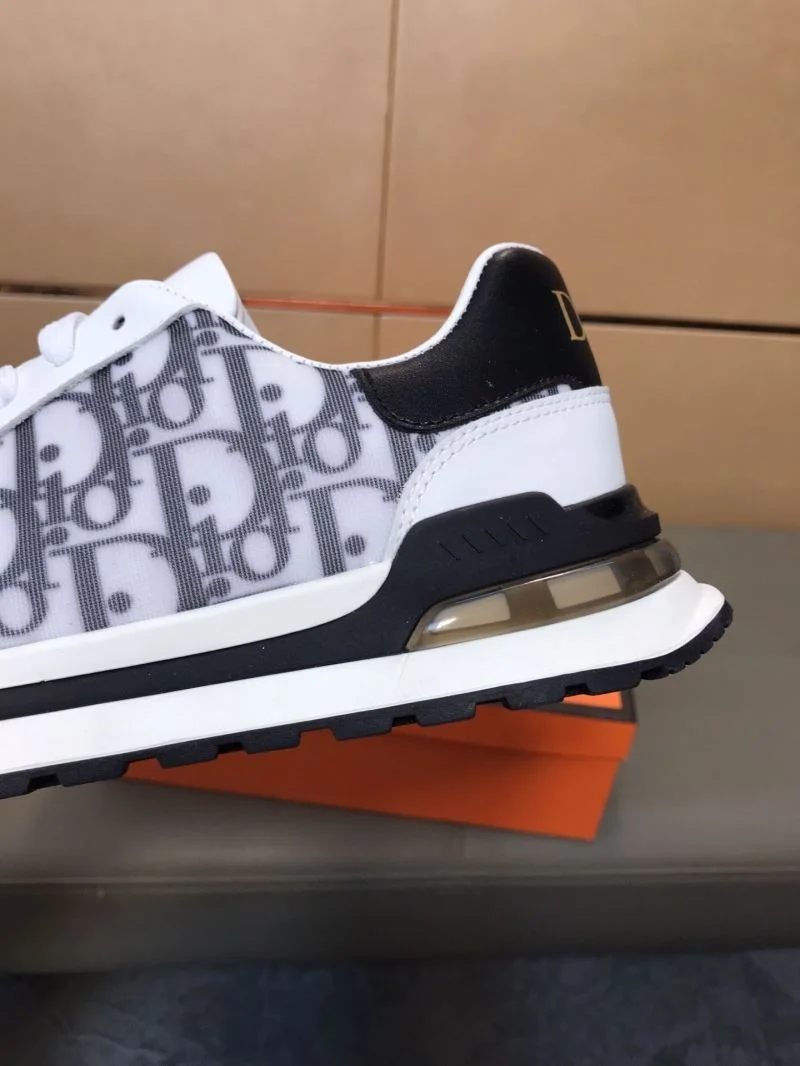 Christian Dior Low Shoes Comfortable 22201