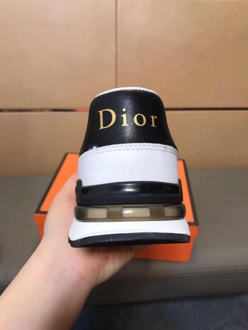Christian Dior Low Shoes Comfortable 22201