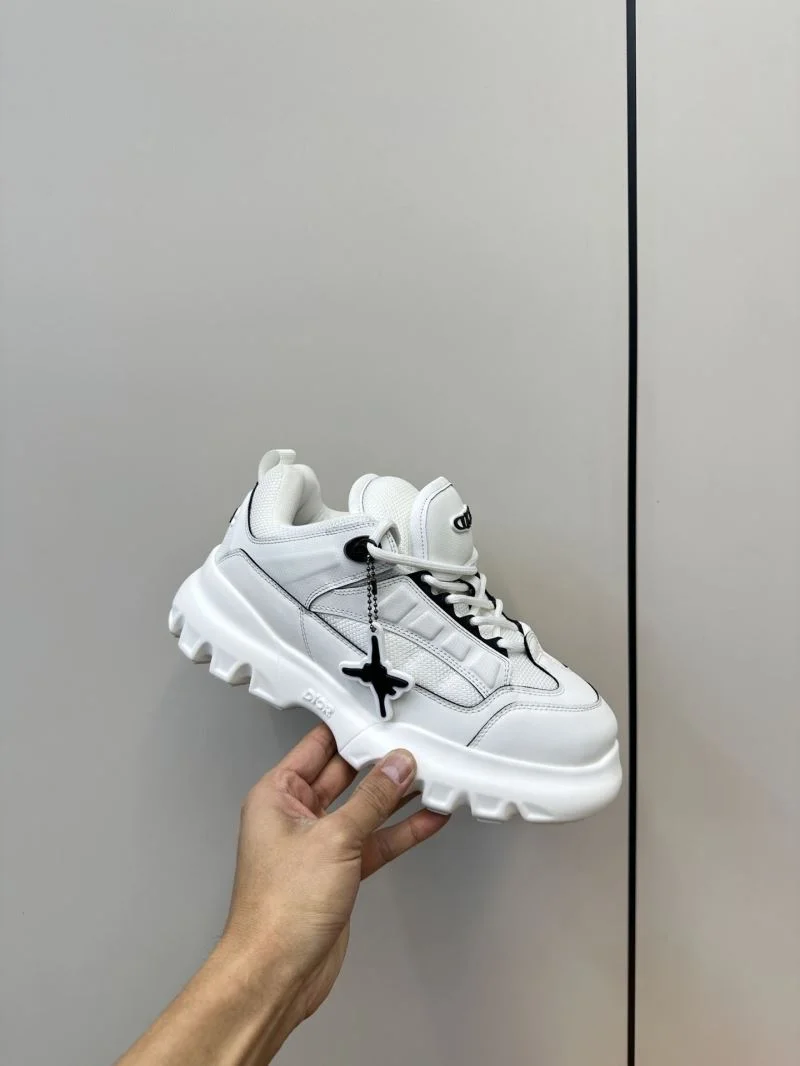 Bright Christian Dior Low Shoes 22617