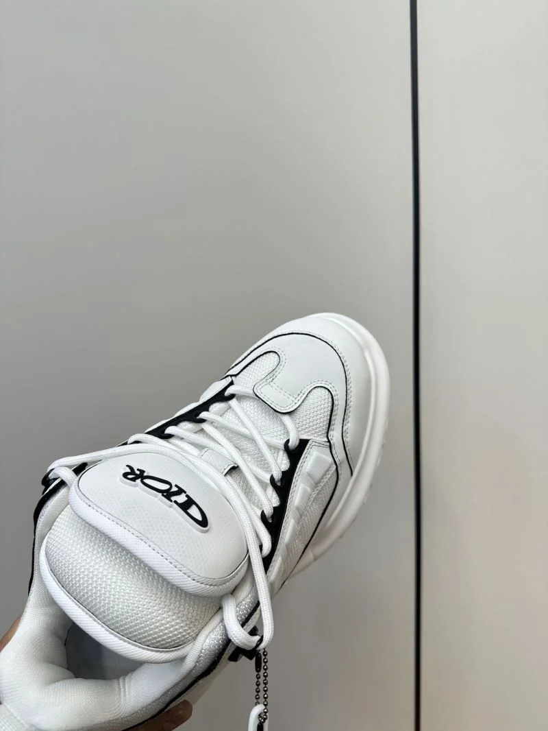 Bright Christian Dior Low Shoes 22617