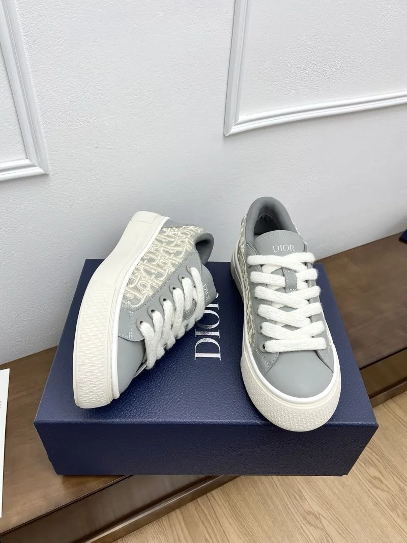 Seasonal Christian Dior Low Shoes 22549