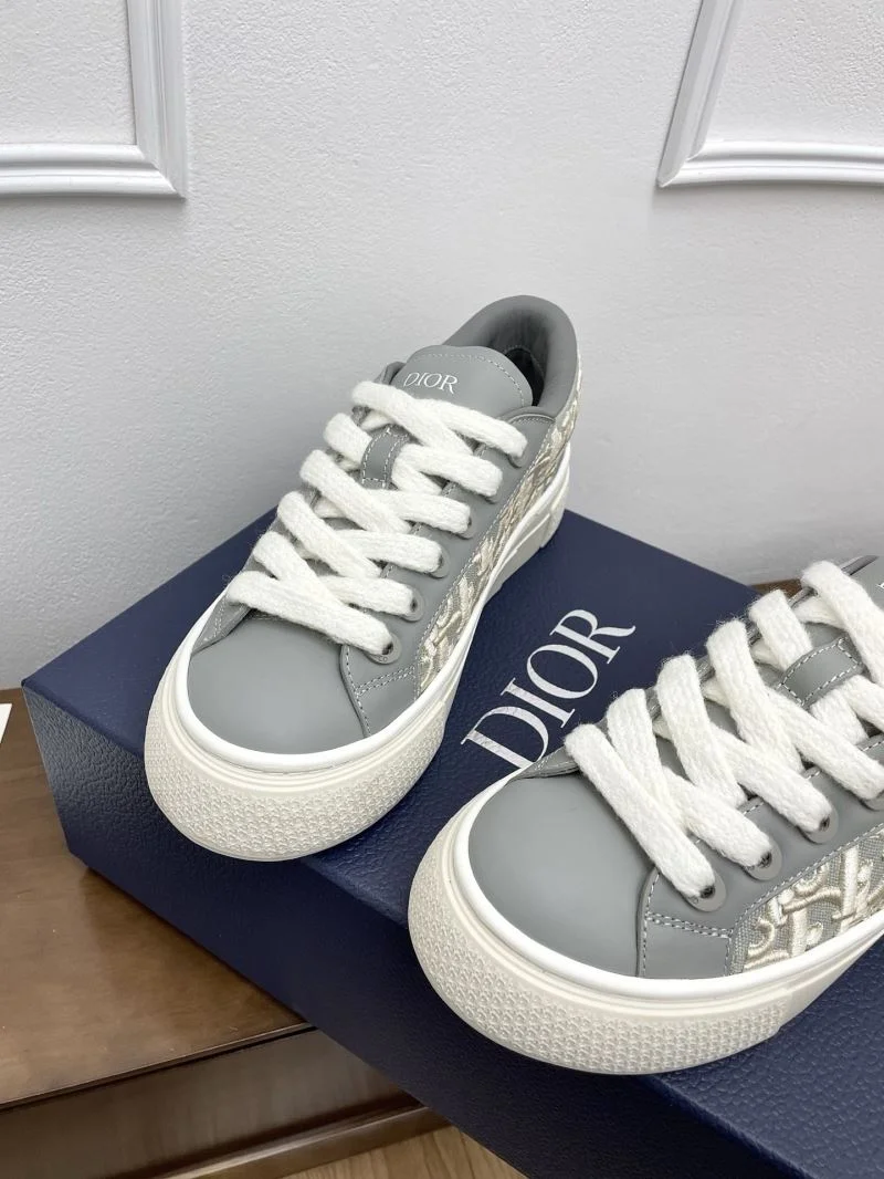 Seasonal Christian Dior Low Shoes 22549