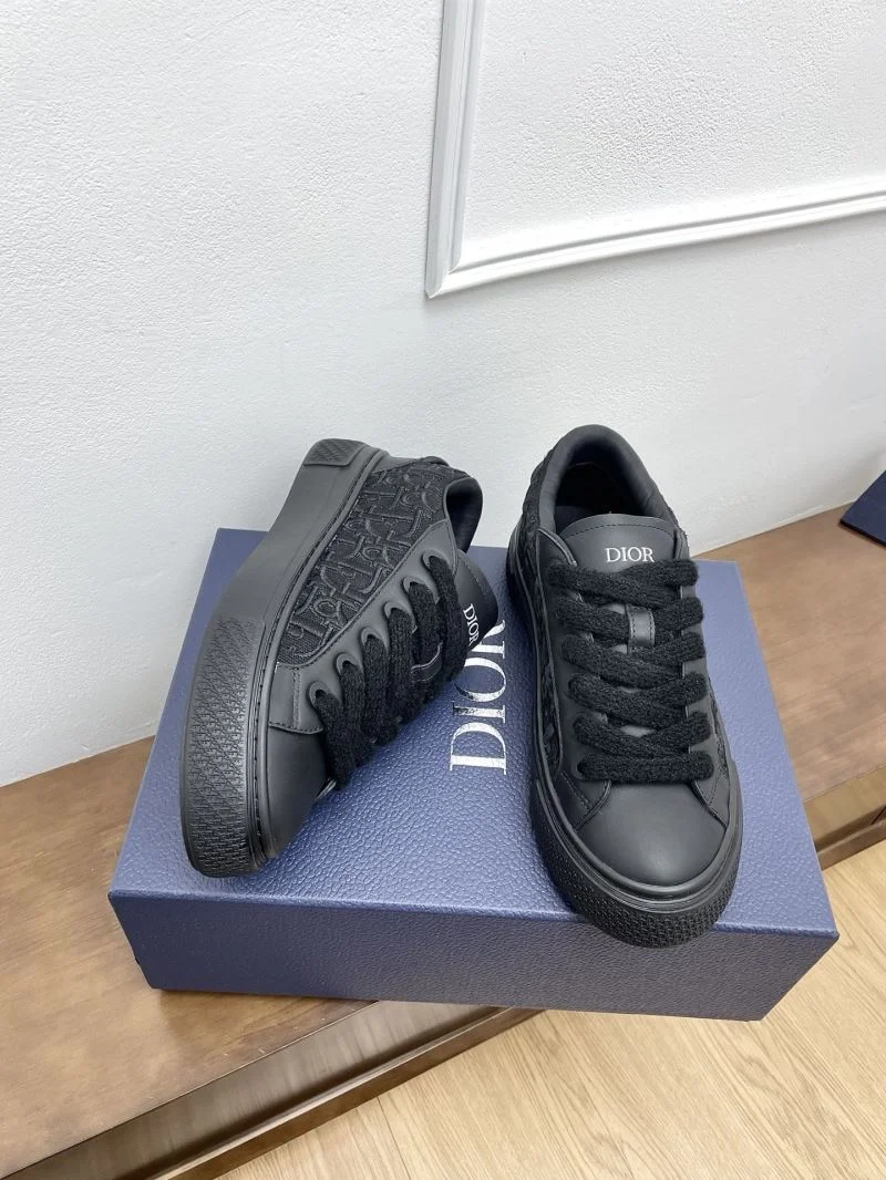 Christian Dior Low Shoes WaterResistant 22544