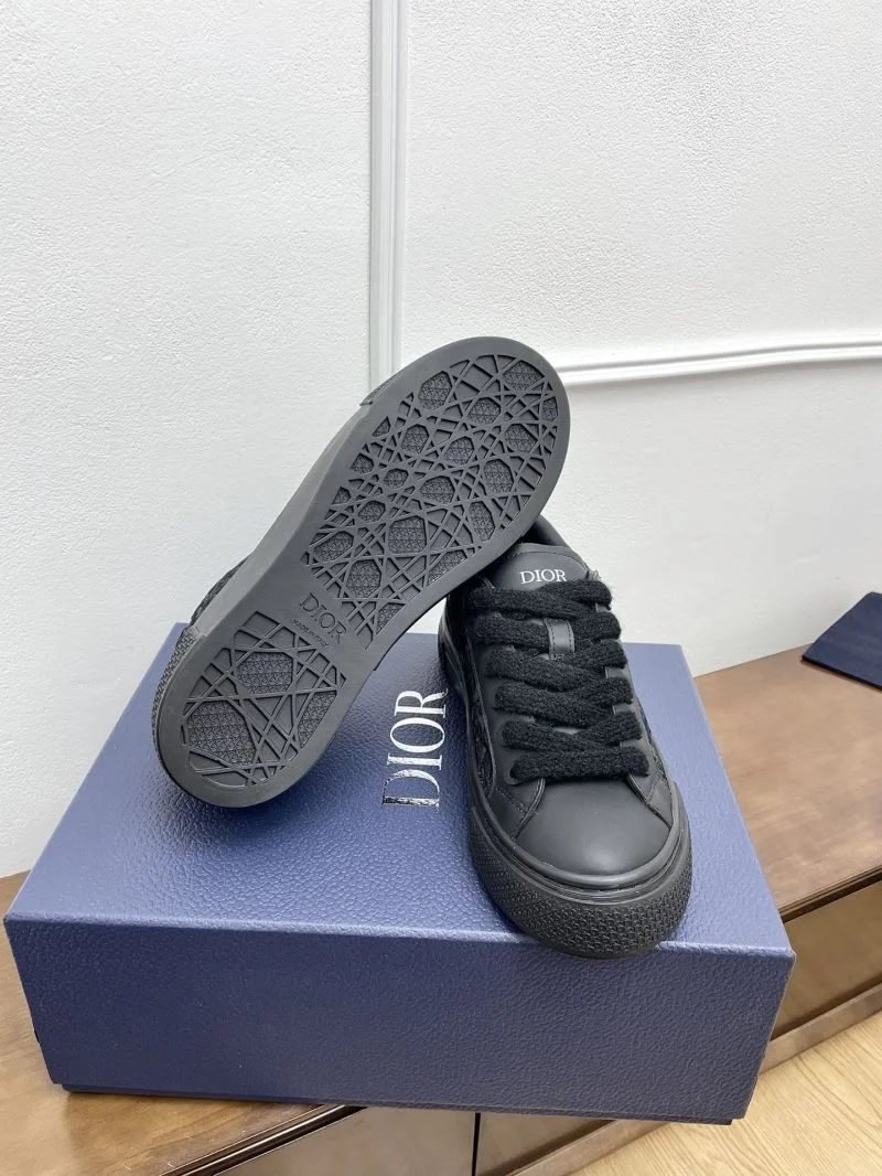 Christian Dior Low Shoes WaterResistant 22544