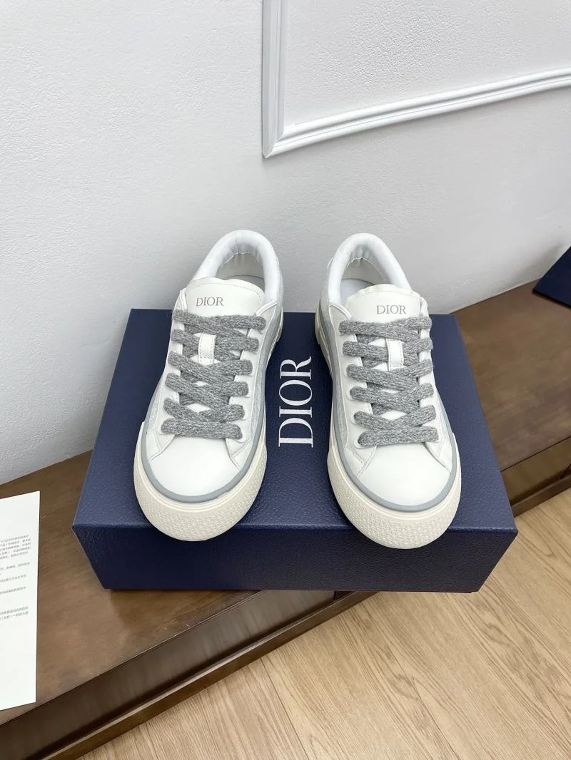 UrbanChic Christian Dior Low Shoes 22551