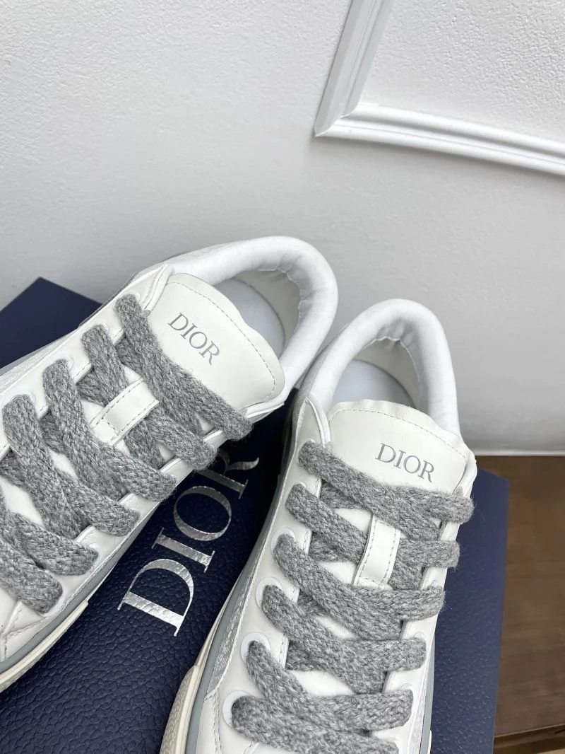 UrbanChic Christian Dior Low Shoes 22551
