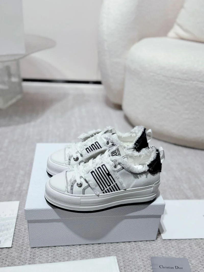 Christian Dior Low Shoes ModernLook 20954