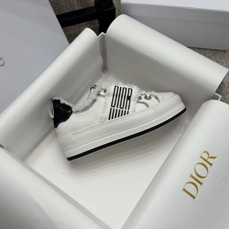 Christian Dior Low Shoes Refined 20949