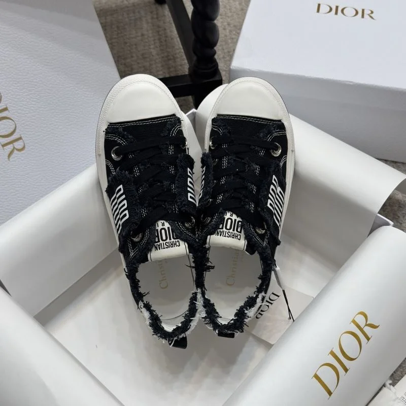 Christian Dior Low Shoes SmartChoice 21010