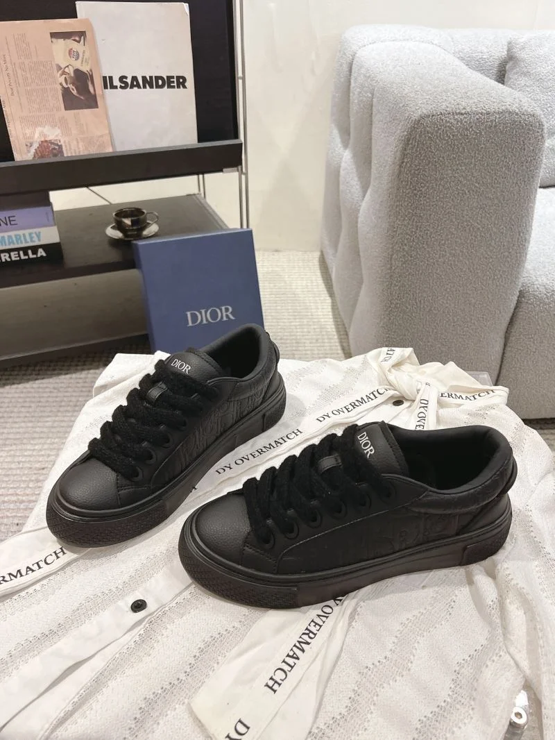 Vibrant Christian Dior Low Shoes 20940