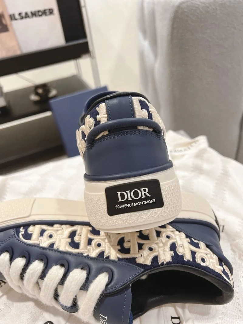 Stylish Christian Dior Low Shoes 20926
