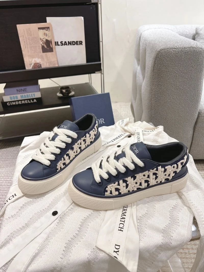Stylish Christian Dior Low Shoes 20926