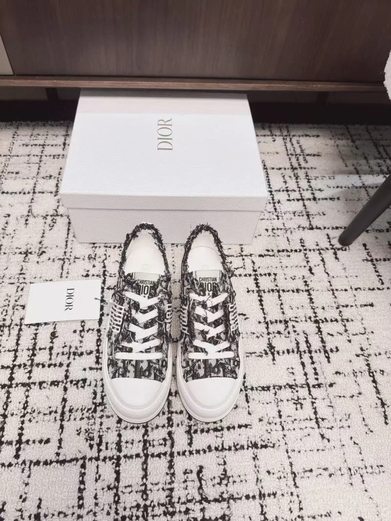 Original Christian Dior Low Shoes 20917