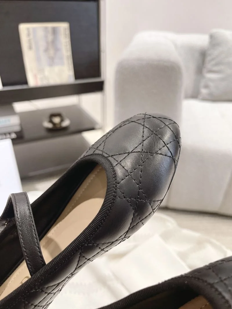 Christian Dior Low Shoes MoistureWicking 20885