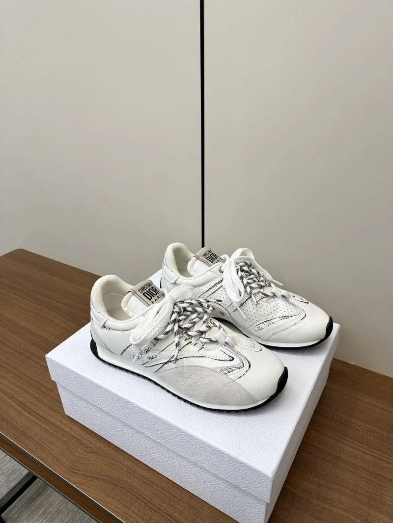 Refined Christian Dior Low Shoes 20878