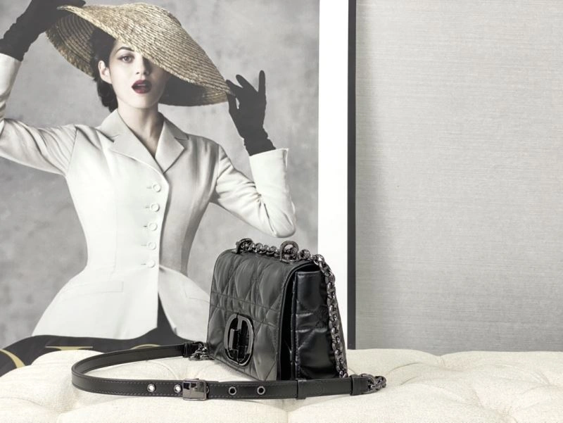 Christian Dior Montaigne Bags Upgraded 76592