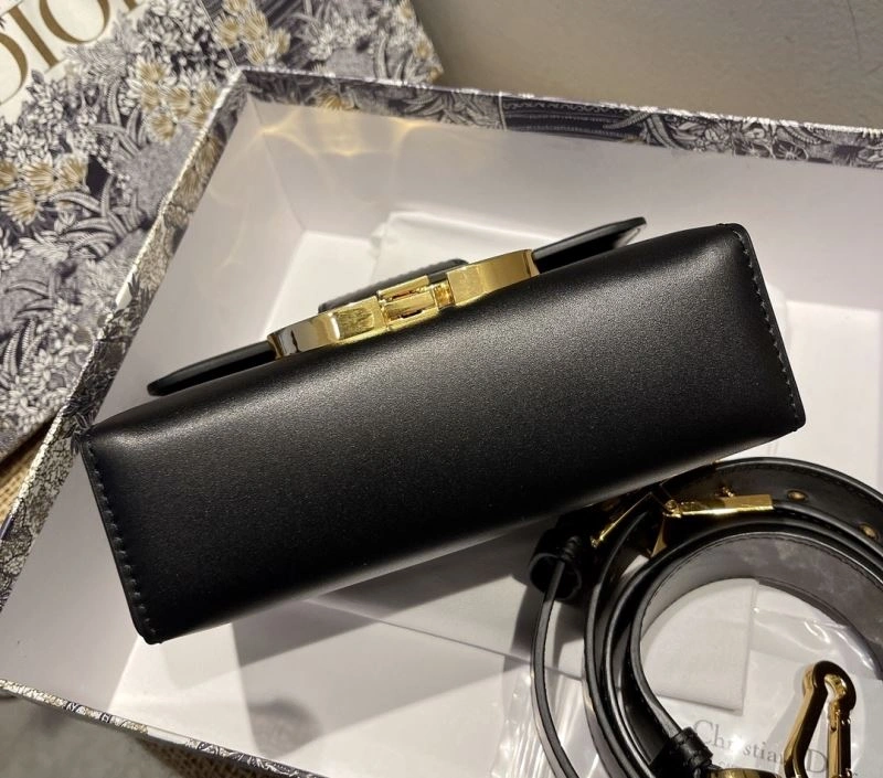 UrbanChic Christian Dior Montaigne Bags 71162