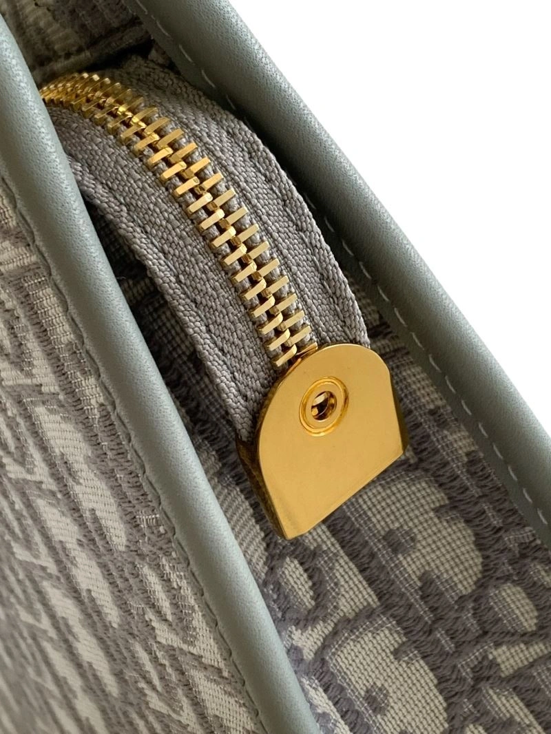 Christian Dior Montaigne Bags Effortless 64070