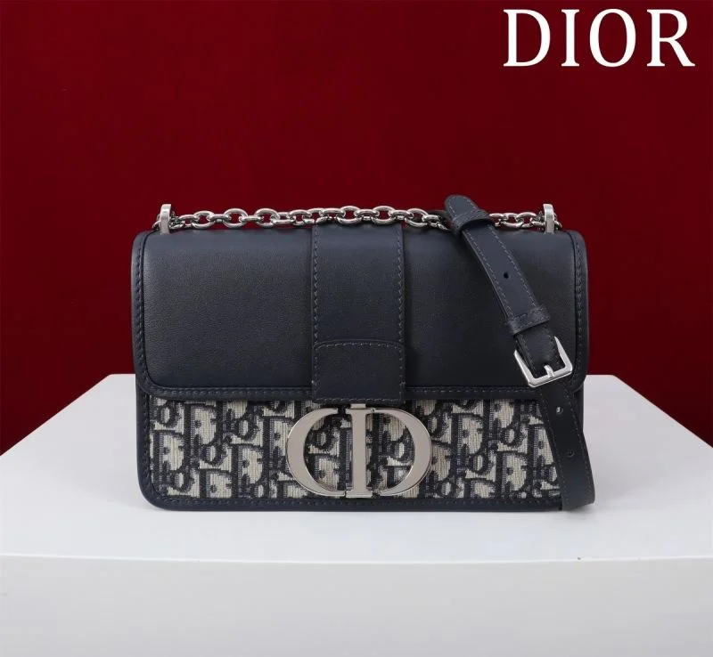 Minimalist Christian Dior Montaigne Bags 47654