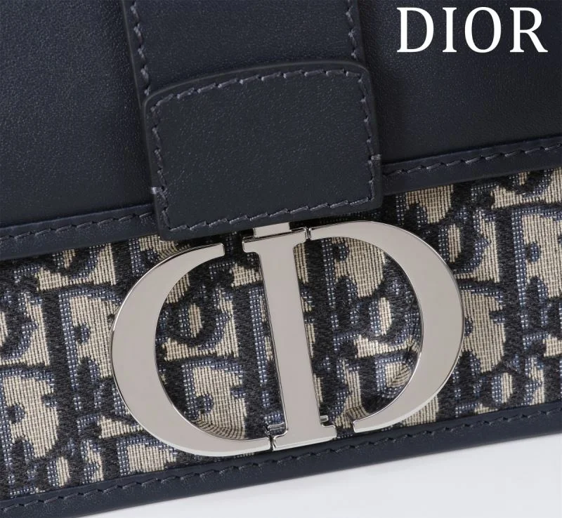 Minimalist Christian Dior Montaigne Bags 47654