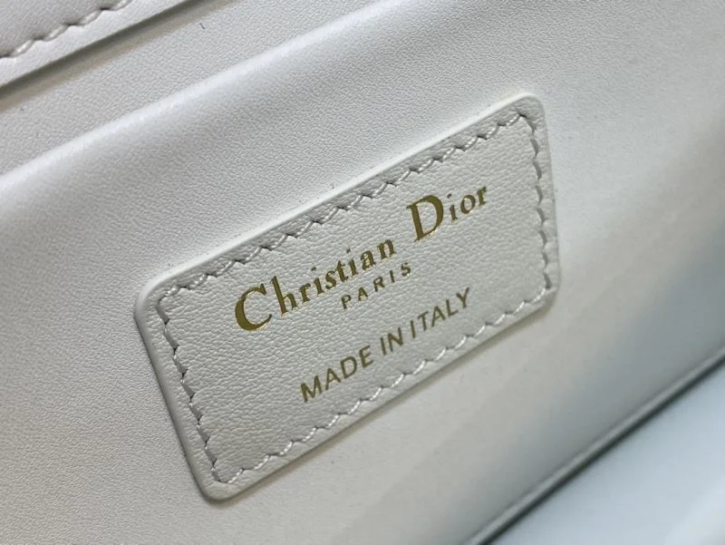 WellDesigned Christian Dior Montaigne Bags 47558