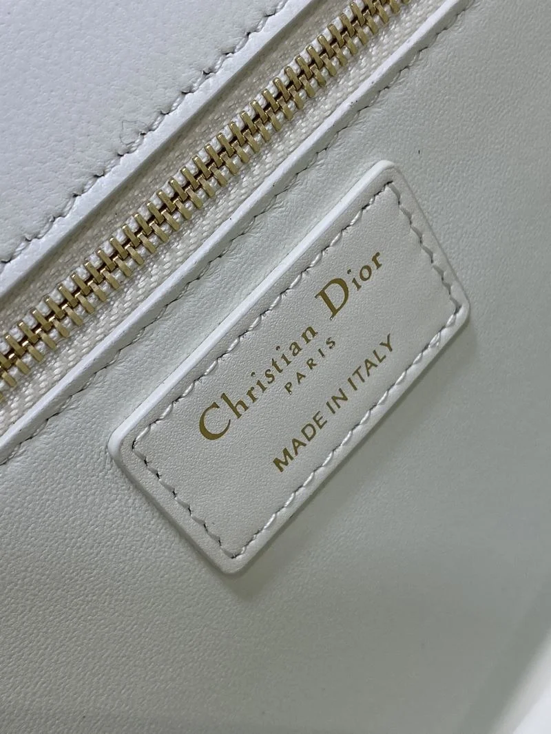Christian Dior Montaigne Bags Unisex 47552
