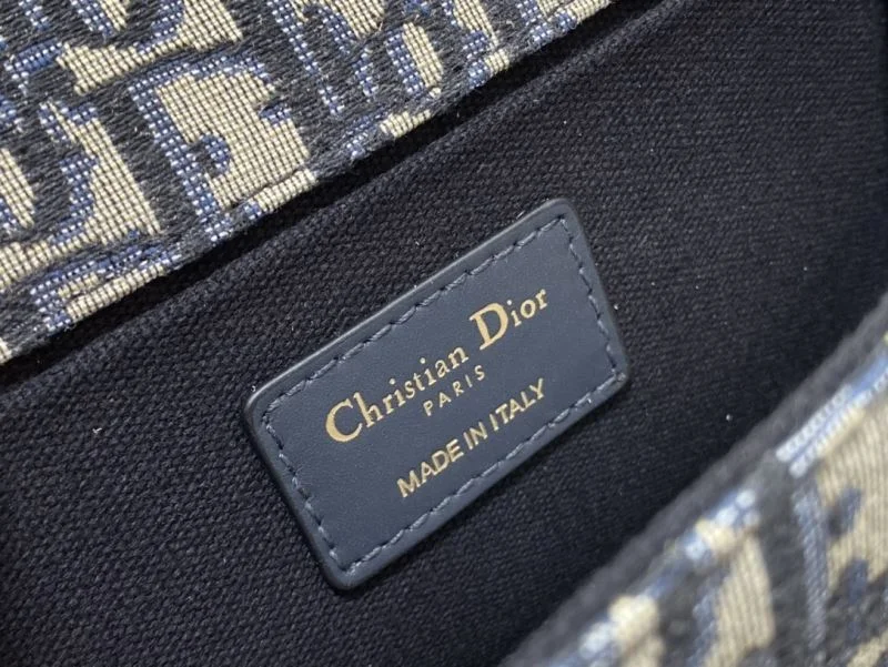 EyeCatching Christian Dior Montaigne Bags 47550