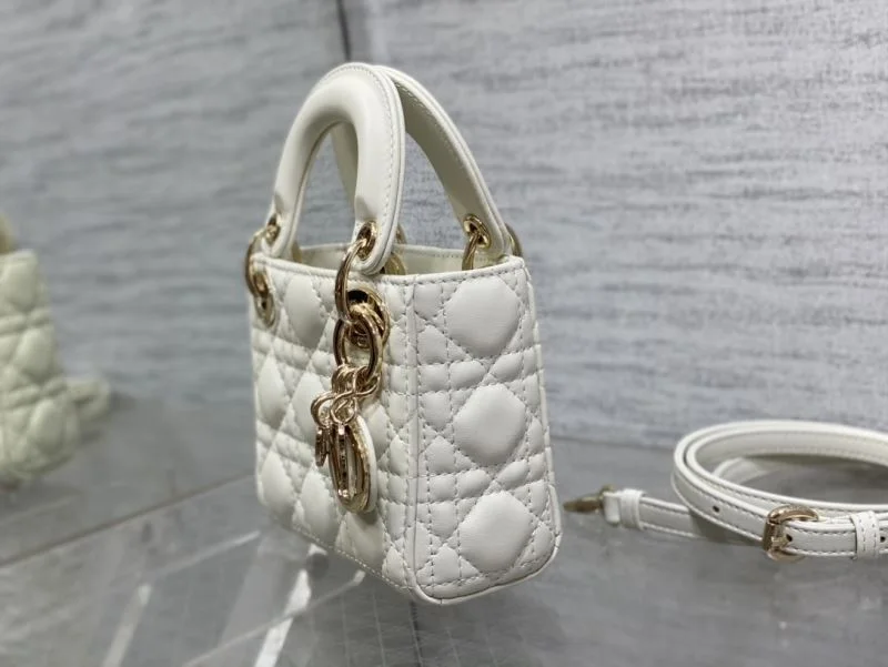 WrinkleFree Christian Dior My Lady Bags 47410