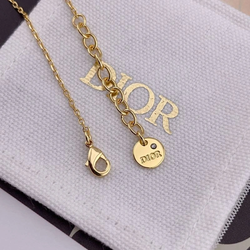 Premium Christian Dior Necklaces 235973