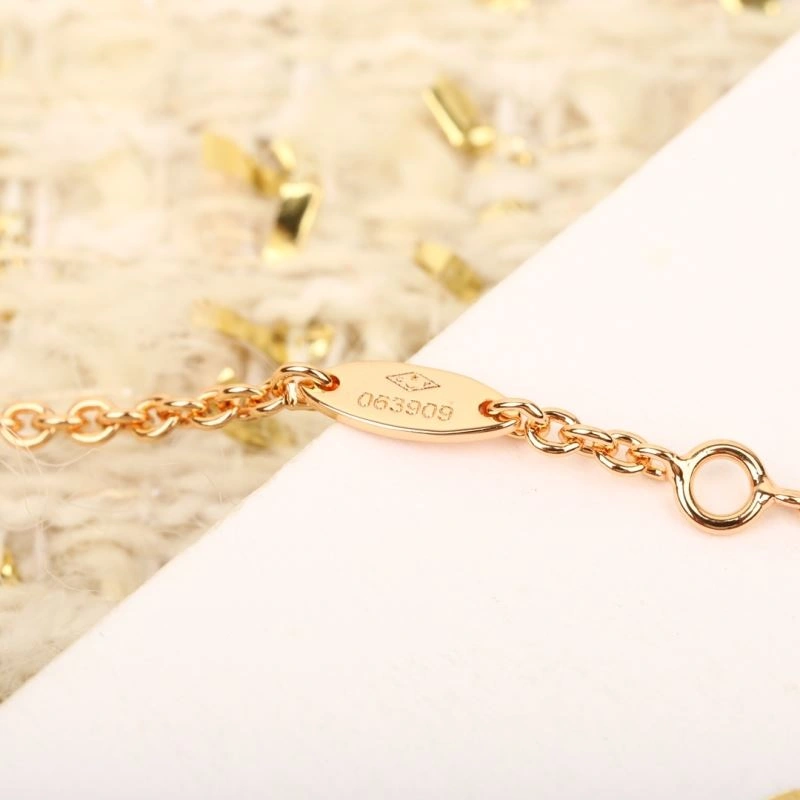 Christian Dior Necklaces WrinkleFree 235971