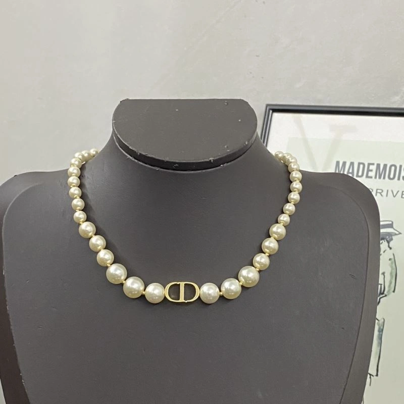 Christian Dior Necklaces UrbanChic 235966