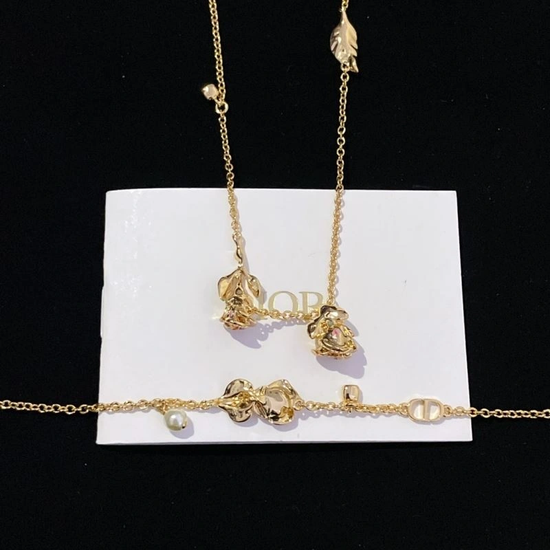 Durable Christian Dior Necklaces 235959