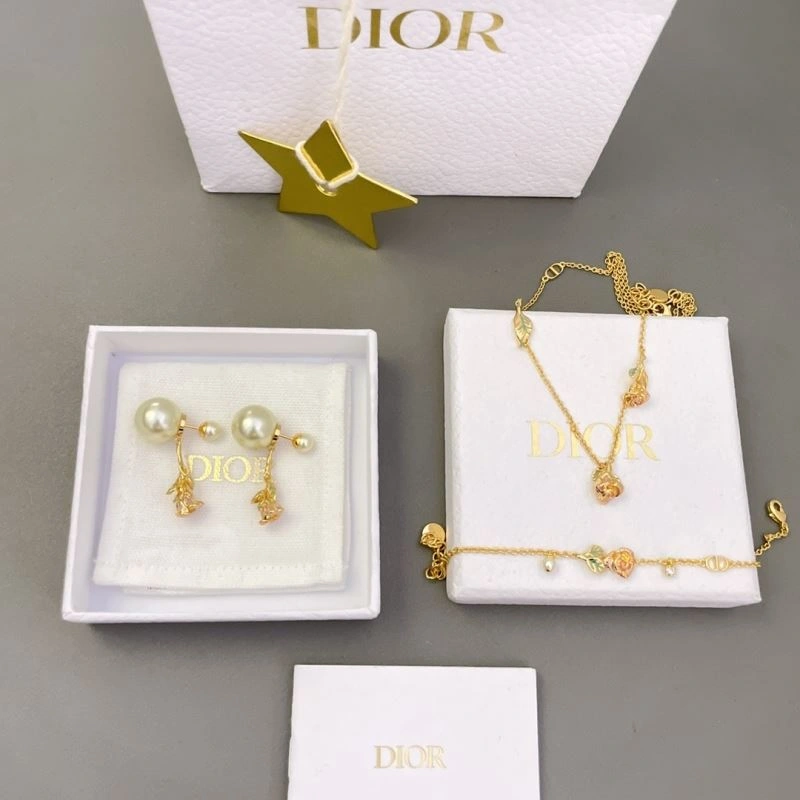 Christian Dior Necklaces Compact 235961