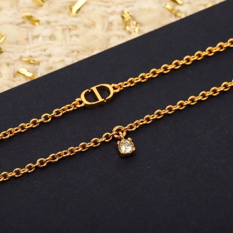 Tailored Christian Dior Necklaces 235960