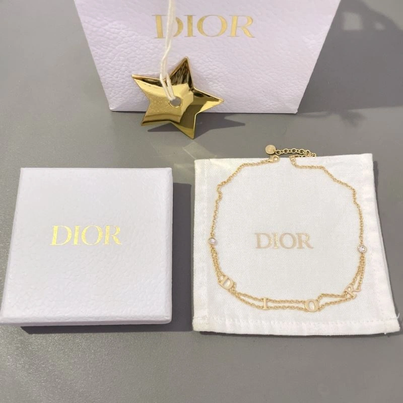 Christian Dior Necklaces Elegant 235968