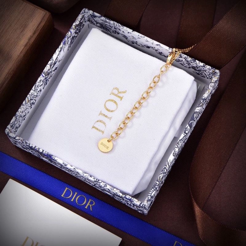 HighQuality Christian Dior Necklaces 235956